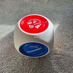 Munchkin Mozart Magic Cube Music Toy